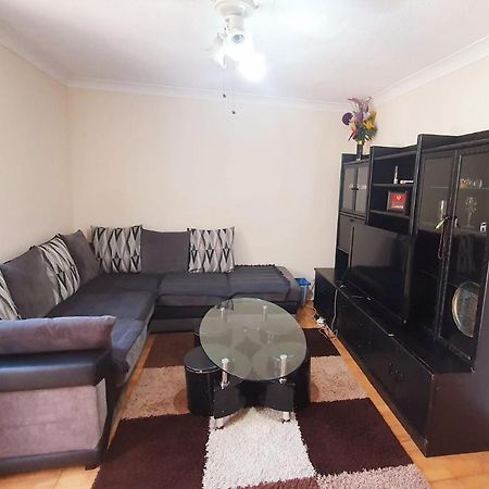 1 Bedroom Apartment Close To Slough Train Station Luaran gambar