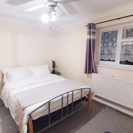 1 Bedroom Apartment Close To Slough Train Station Luaran gambar