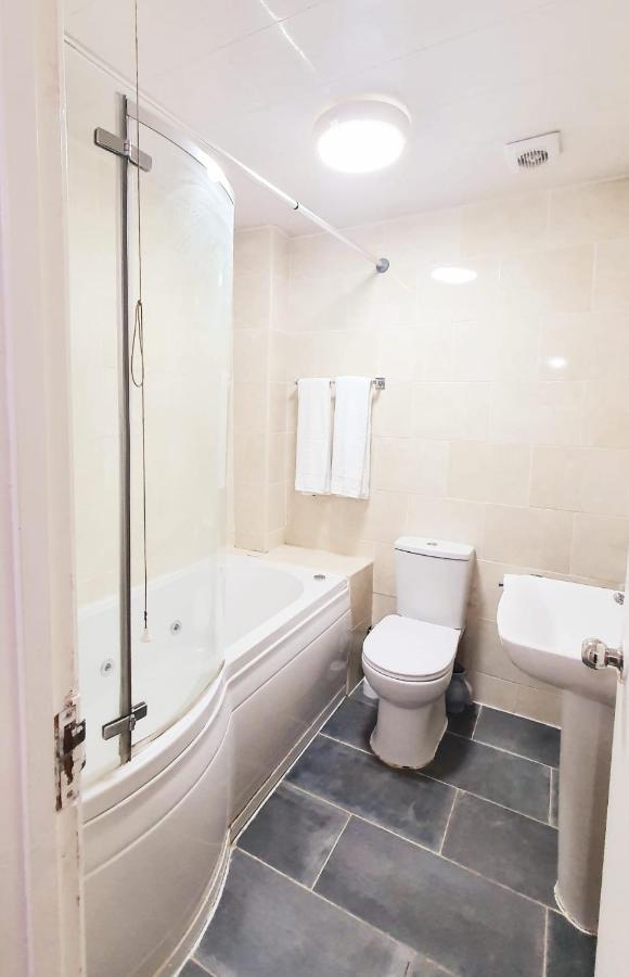 1 Bedroom Apartment Close To Slough Train Station Luaran gambar