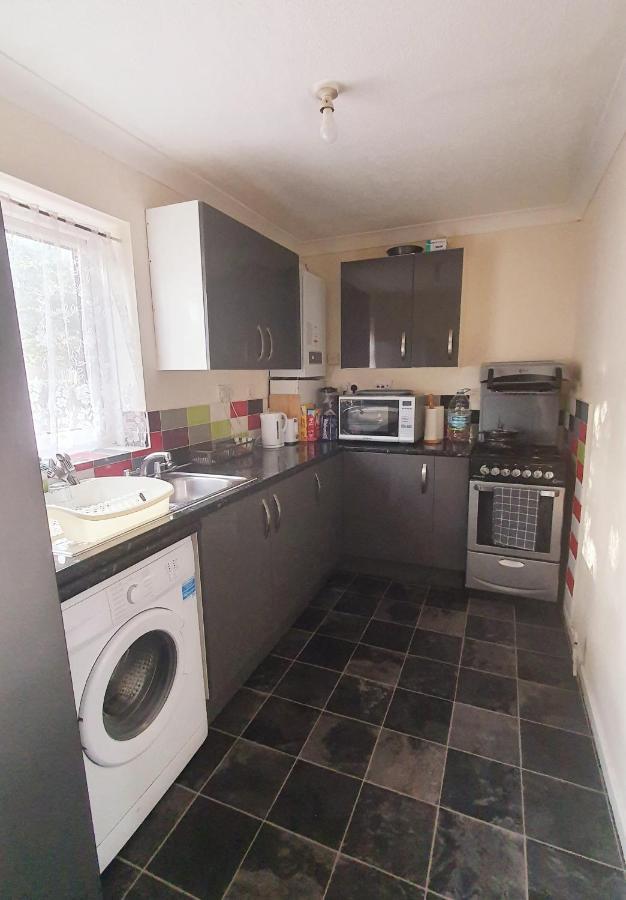 1 Bedroom Apartment Close To Slough Train Station Luaran gambar