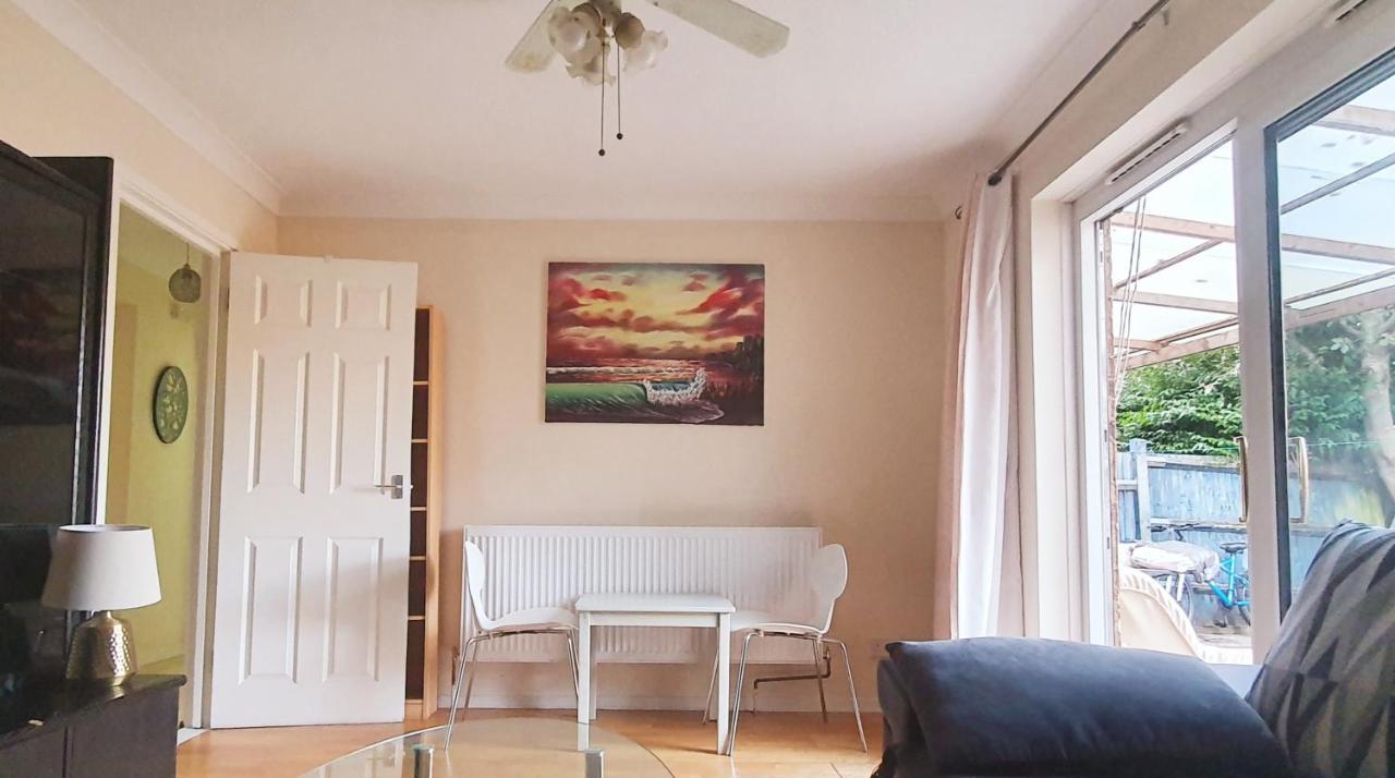 1 Bedroom Apartment Close To Slough Train Station Luaran gambar